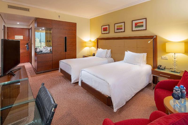 غرفة تنفيذية, Hilton Warsaw City