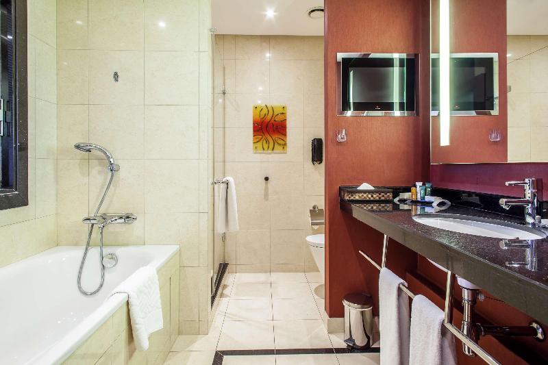 Номер Executive Кровать Кинг, Hilton Warsaw City
