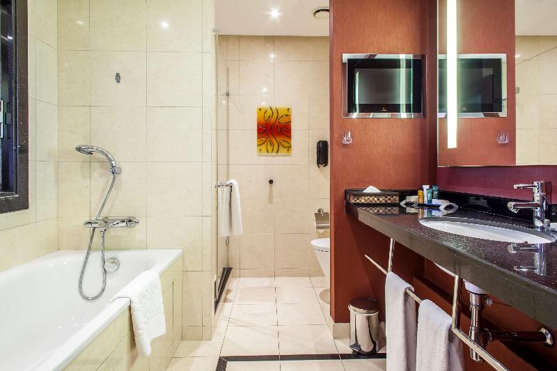 غرفة إدارية سرير كينج, Hilton Warsaw City