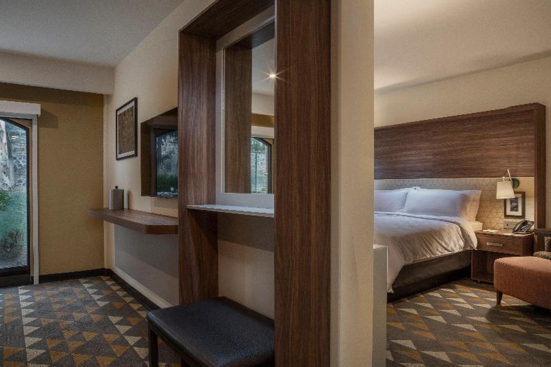 جناح سرير كينج, Holiday Inn Tlaxcala, An Ihg
