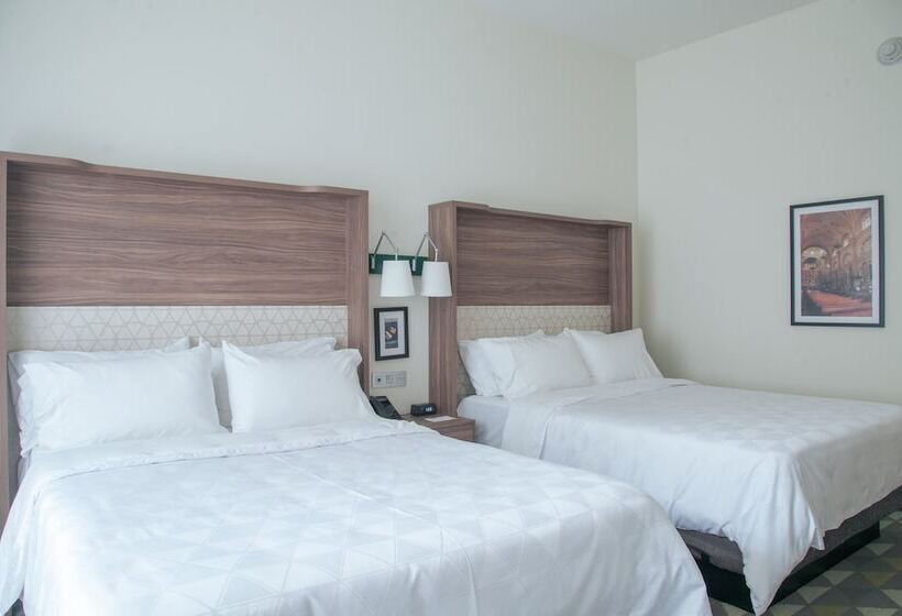 جناح, Holiday Inn Tlaxcala, An Ihg