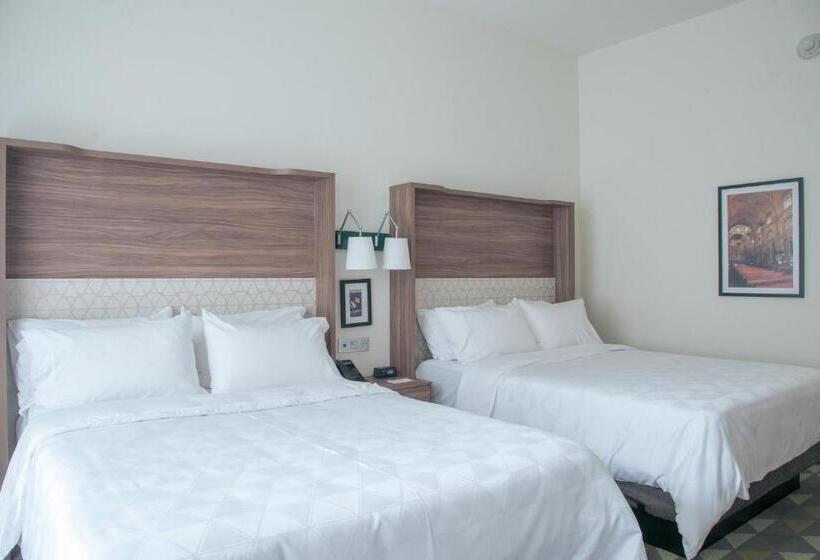 جناح, Holiday Inn Tlaxcala, An Ihg