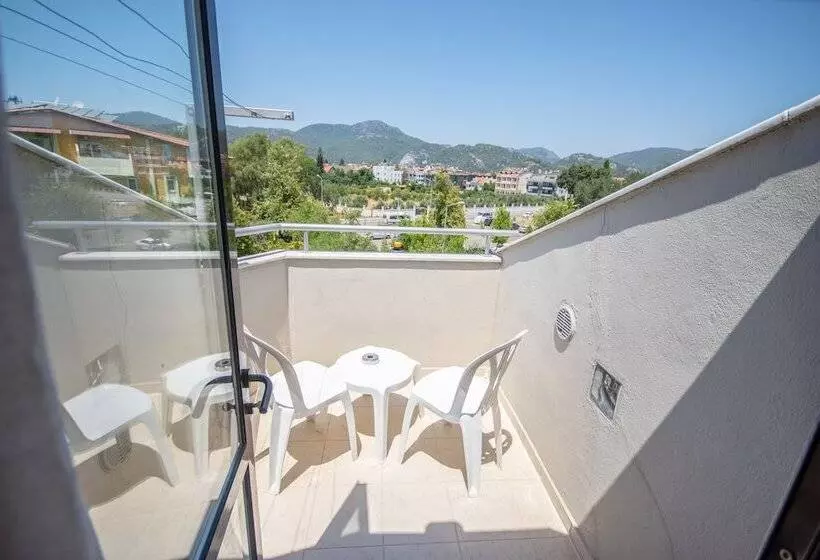 استودیوی استاندارد, Kamelya Apartments
