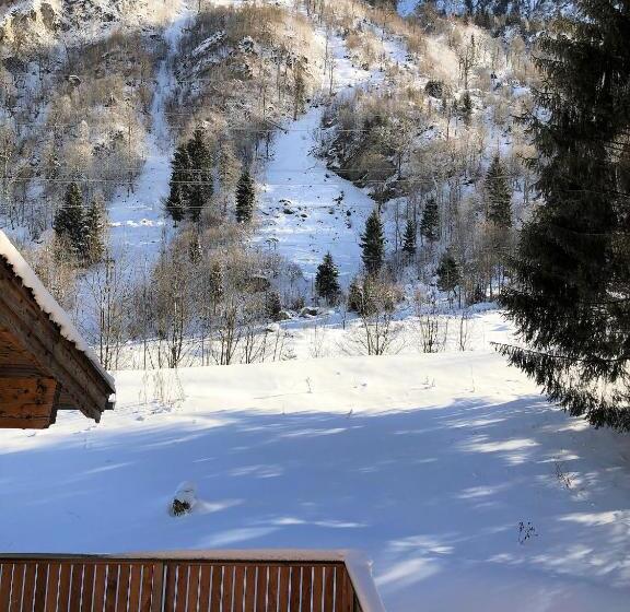 اتاق استاندارد با بالکن, Künstleralm