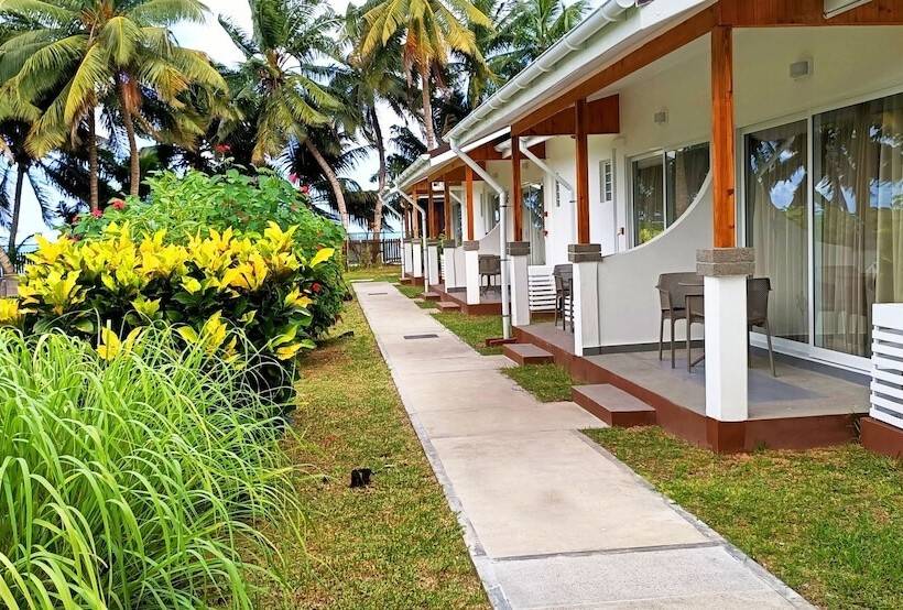 اتاق لوکس, Le Relax Beach Resort