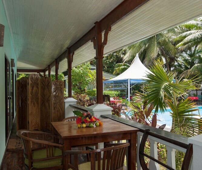 اتاق لوکس, Le Relax Beach Resort