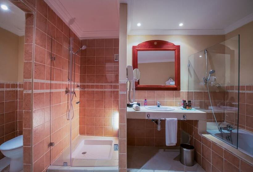 带泳池观景的豪华房, Grand Mogador Agdal & Spa