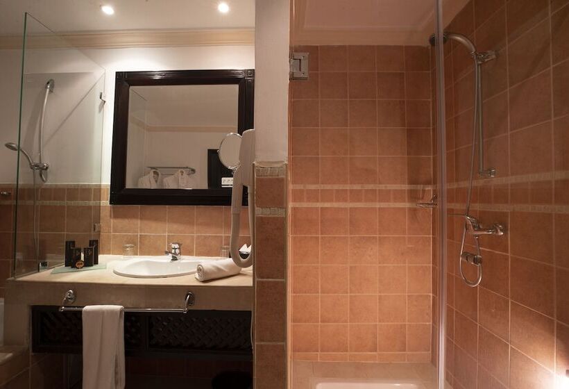 带泳池观景的豪华房, Grand Mogador Agdal & Spa