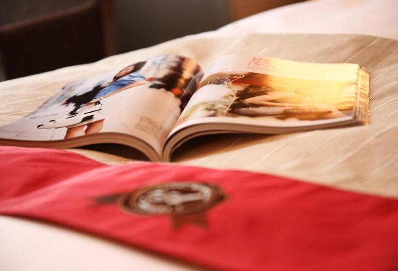 غرفة قياسية, Monterey Akasaka