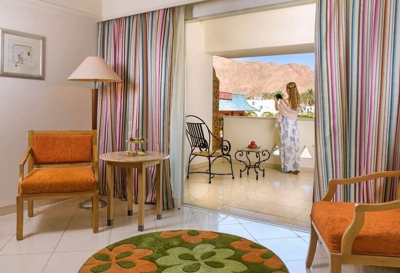 Classic Room Double Bed Sea View, Movenpick Taba Resort & Spa