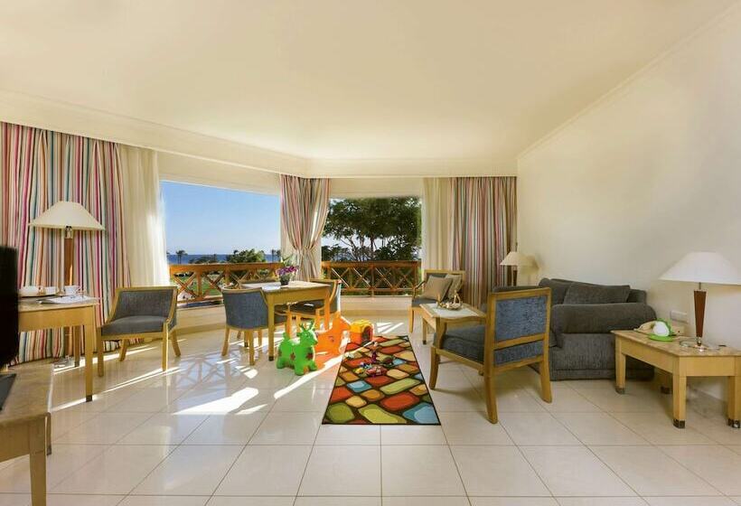 اتاق خانوادگی با چشم‌انداز دریا, Movenpick Taba Resort & Spa