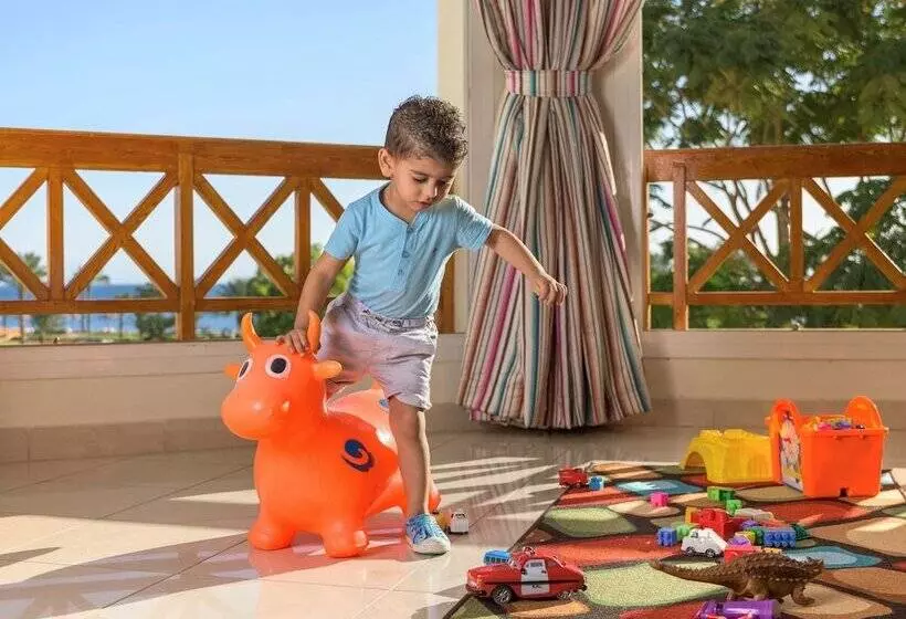 اتاق خانوادگی با چشمانداز دریا, Movenpick Taba Resort & Spa