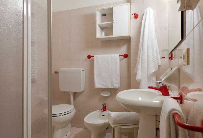 Четырехместный Номер Стандарт, Palme & Suite