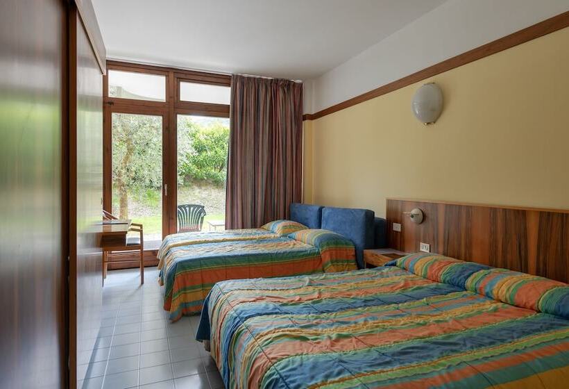 Четырехместный Номер Стандарт, Palme & Suite