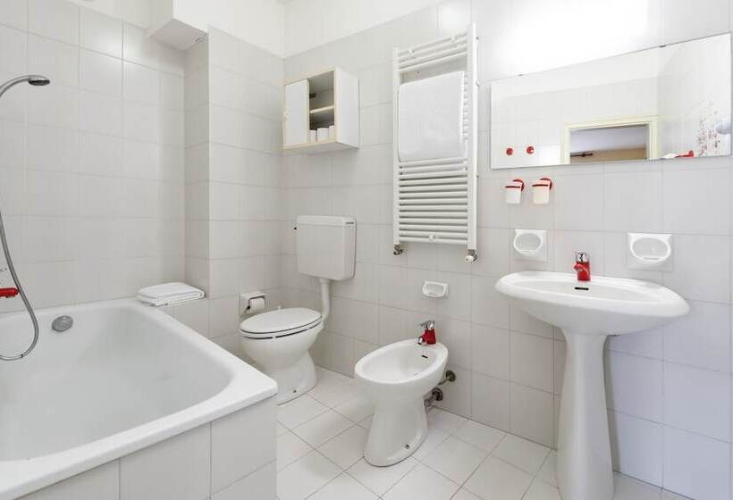 Номер Стандарт Трехместный, Palme & Suite