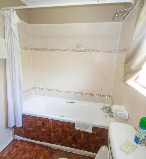 샬레, Pine Lodge Resort