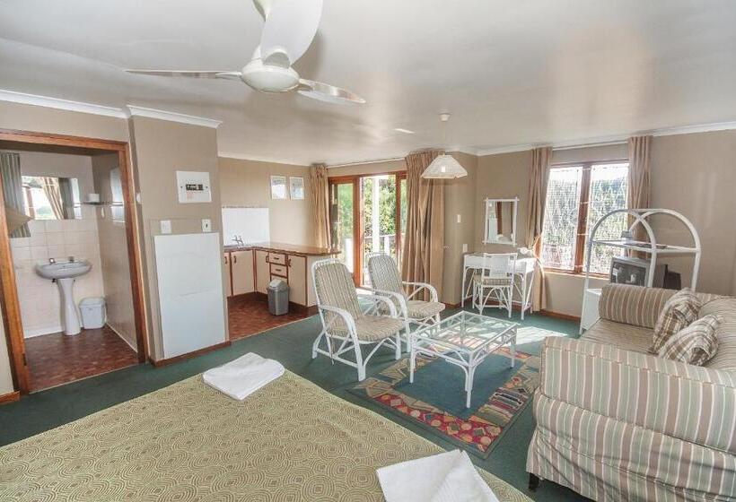 샬레, Pine Lodge Resort