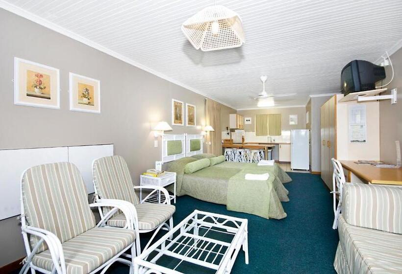 샬레, Pine Lodge Resort