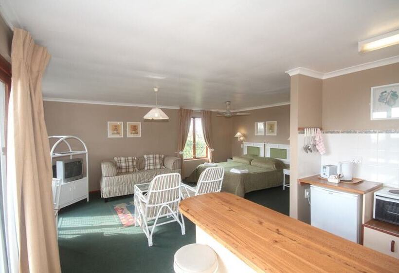 샬레, Pine Lodge Resort