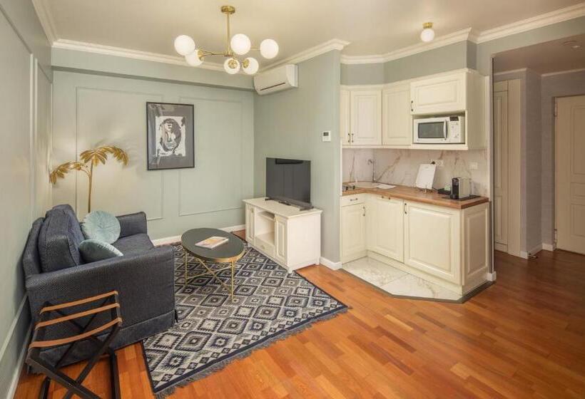 Люкс Superior, Queen S Court Hotel & Residence