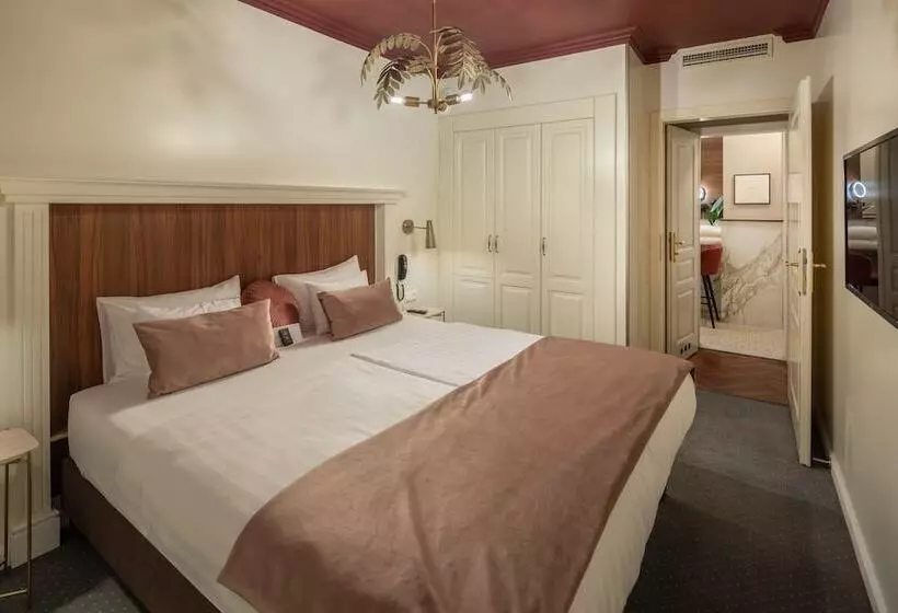 ファミリースイートの２ベッドルーム, Queen S Court Hotel & Residence