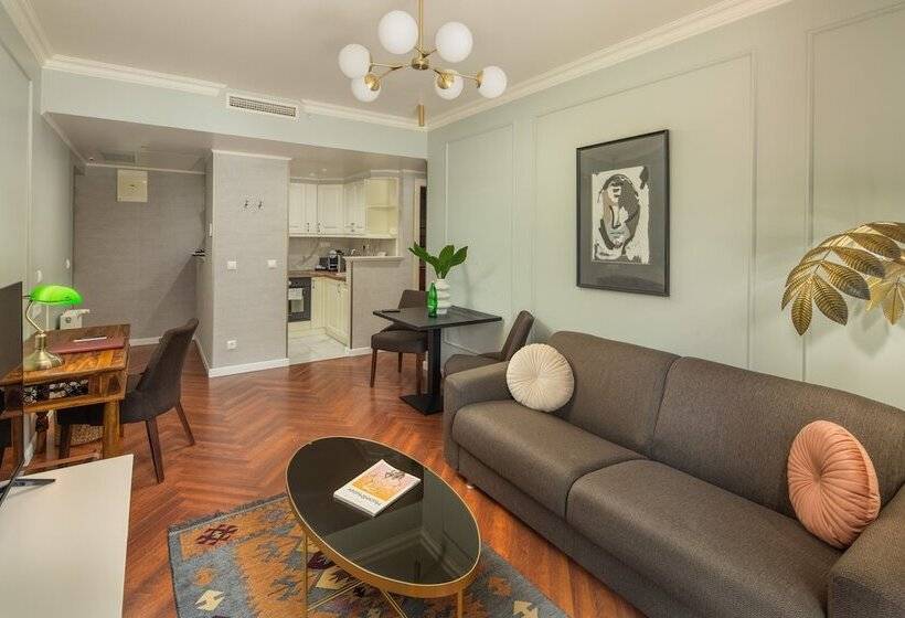 Люкс Superior, Queen S Court Hotel & Residence