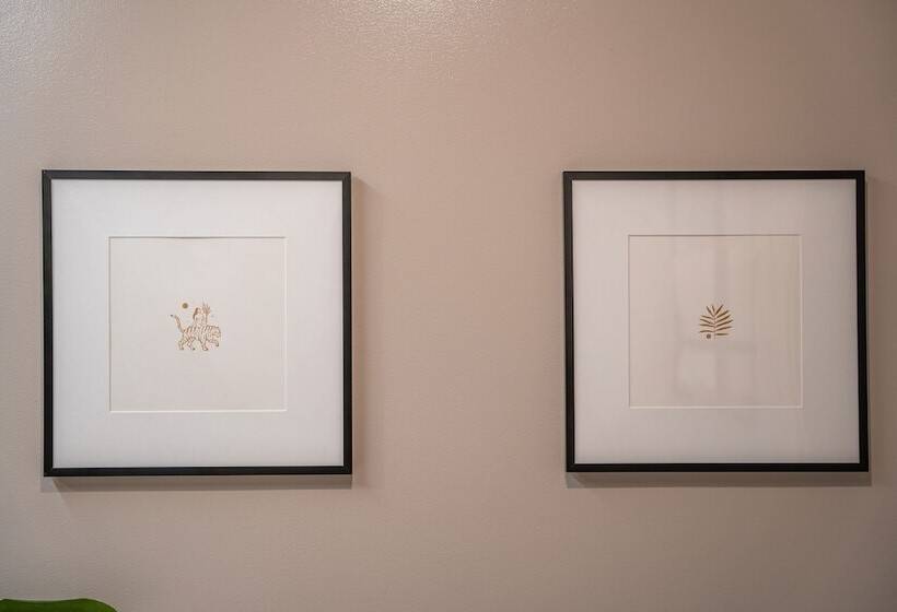 Люкс Семейный 2 Спальни, Queen S Court Hotel & Residence