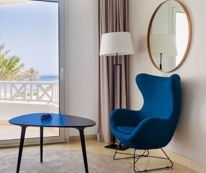 اتاق سوپریور با چشمانداز جانبی دریا, Radisson Blu Palace Resort & Thalasso, Djerba