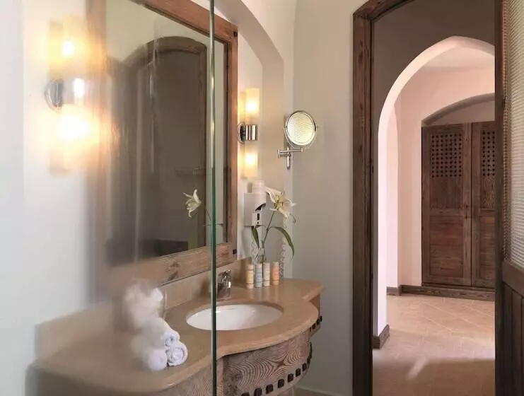 اتاق استاندارد با تراس, Radisson Blu Resort El Quseir