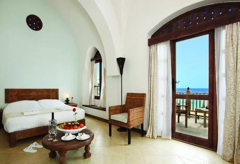 اتاق پرمیوم با چشم‌انداز دریا, Radisson Blu Resort El Quseir