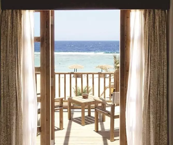 اتاق پرمیوم با چشم‌انداز دریا, Radisson Blu Resort El Quseir