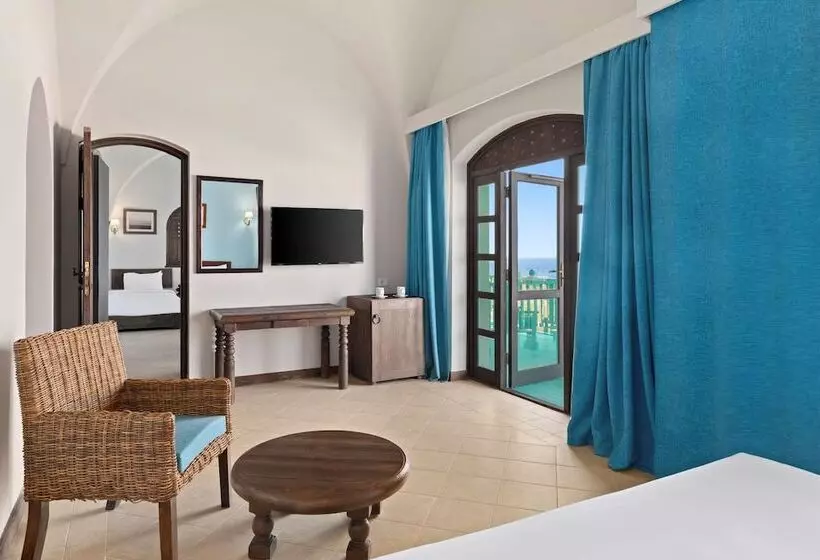 اتاق پرمیوم با چشم‌انداز دریا, Radisson Blu Resort El Quseir