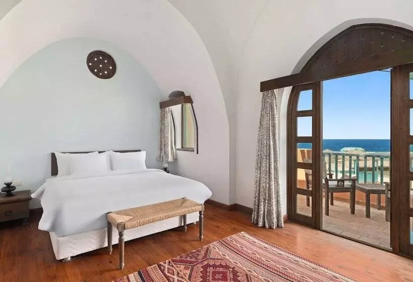 سوئیت پرزیدنت, Radisson Blu Resort El Quseir