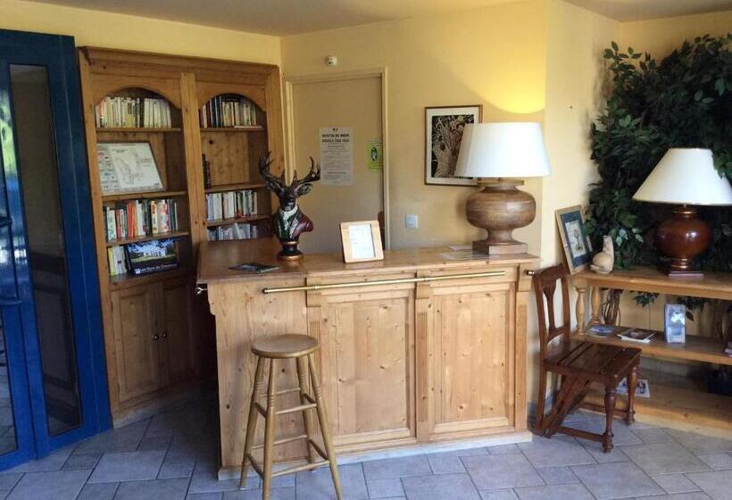 标准工作室, Residence Hotel Les Ducs De Chevreuse Avec Hébergement, Repas & Pdj, Séminaire, Bureau & Parking