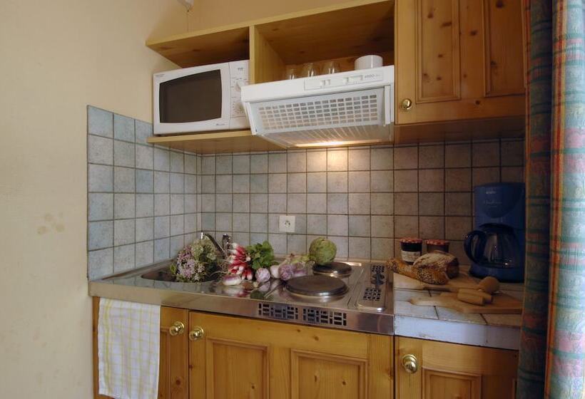 带2个卧室的高级公寓, Residence Hotel Les Ducs De Chevreuse Avec Hébergement, Repas & Pdj, Séminaire, Bureau & Parking