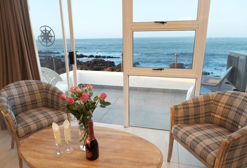 דירת פרמיום עם חדר שינה 1 ונוף לים, The Point Hotel & Spa