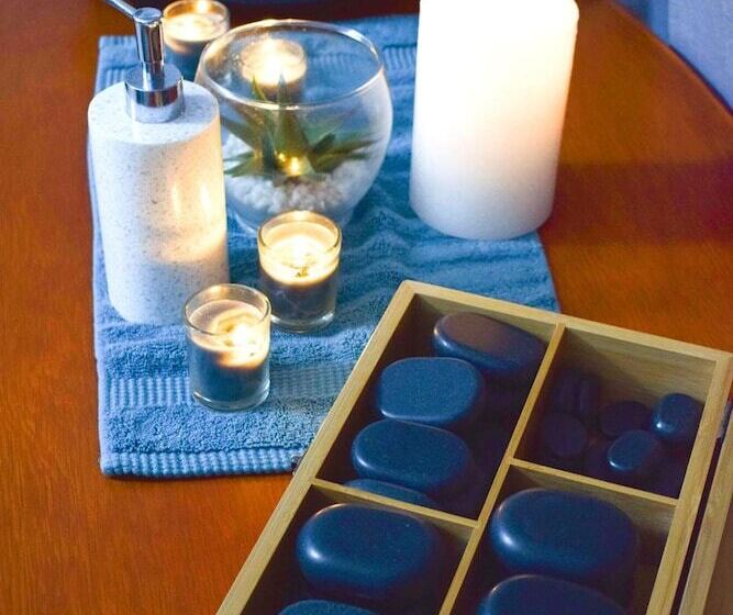 סוויטה משפחתית, The Point Hotel & Spa