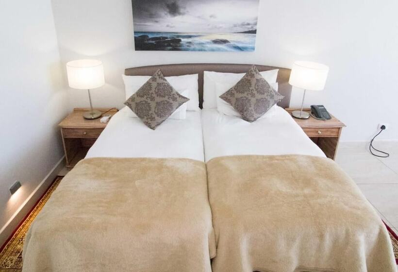 סוויטה משפחתית, The Point Hotel & Spa