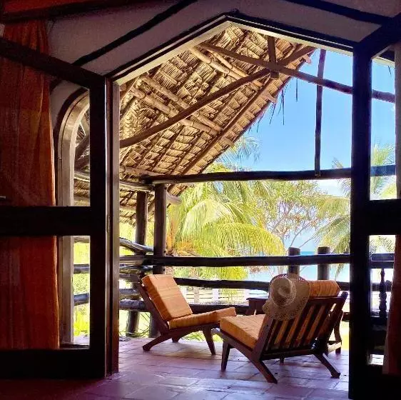 کلبه ییلاقی, Zanzibar Beach Resort