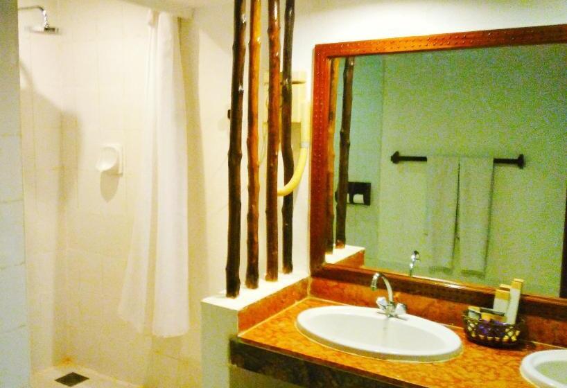 高级园景房, Zanzibar Beach Resort