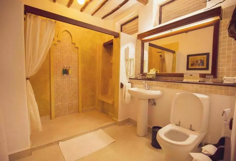 اتاق لوکس با چشم‌انداز باغ, Zanzibar Beach Resort