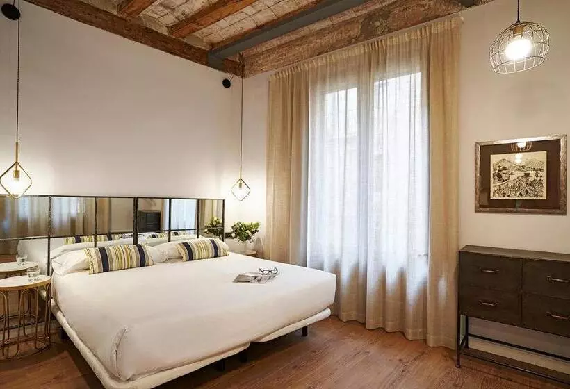 Standard-studio, Ainb Gothic Jaume I Apartments