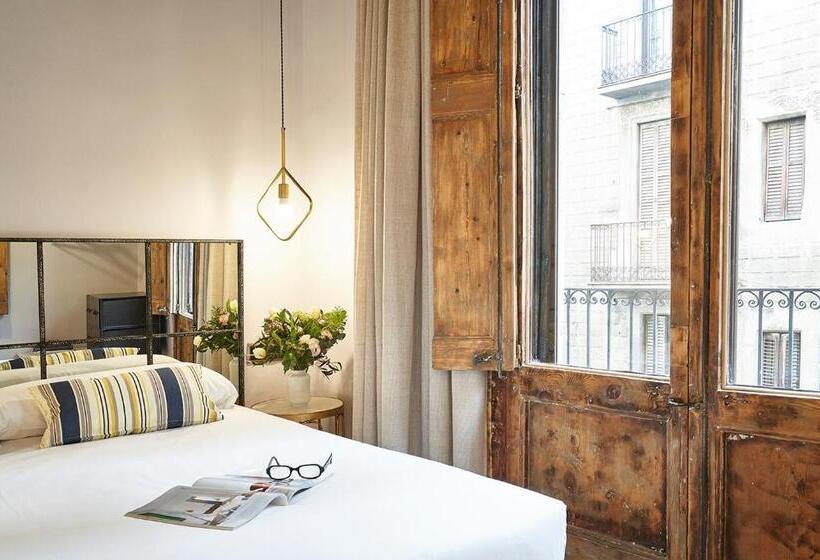 Студия Стандарт, Ainb Gothic Jaume I Apartments