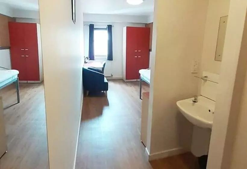 اتاق استاندارد یک نفره, a&o Edinburgh City