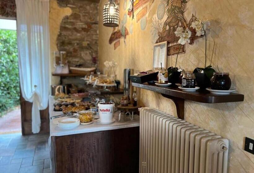 سوییت, Corte Dei Folletti