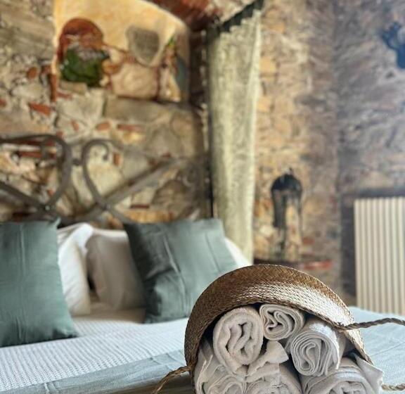 سوییت, Corte Dei Folletti