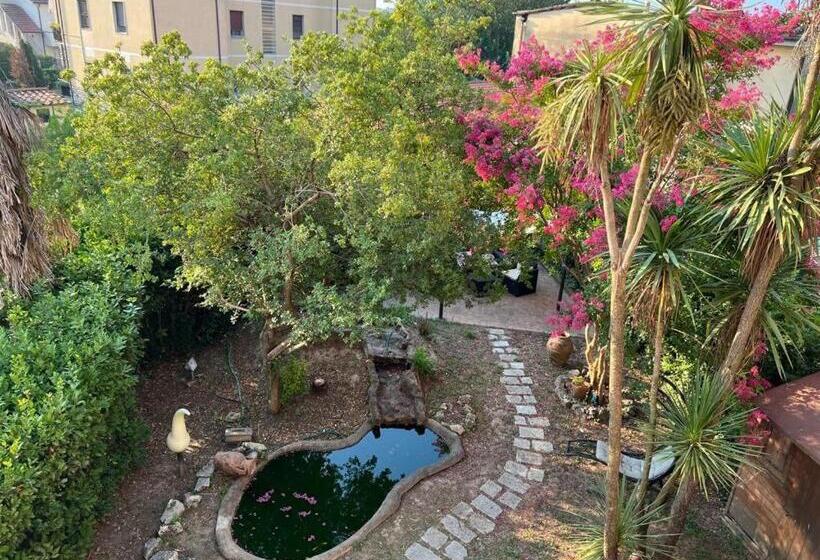 اتاق خانوادگی, Corte Dei Folletti