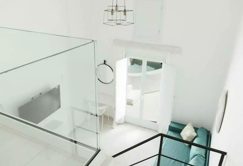 سوئیت سینیور, Cavo Bianco Boutique Hotel & Spa