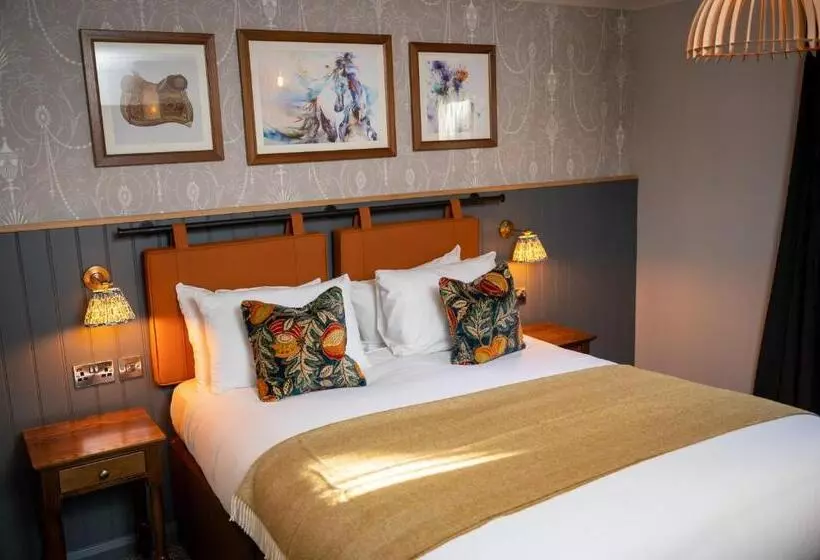 スタンダードルーム, Ely Hotel By Chef & Brewer Collection
