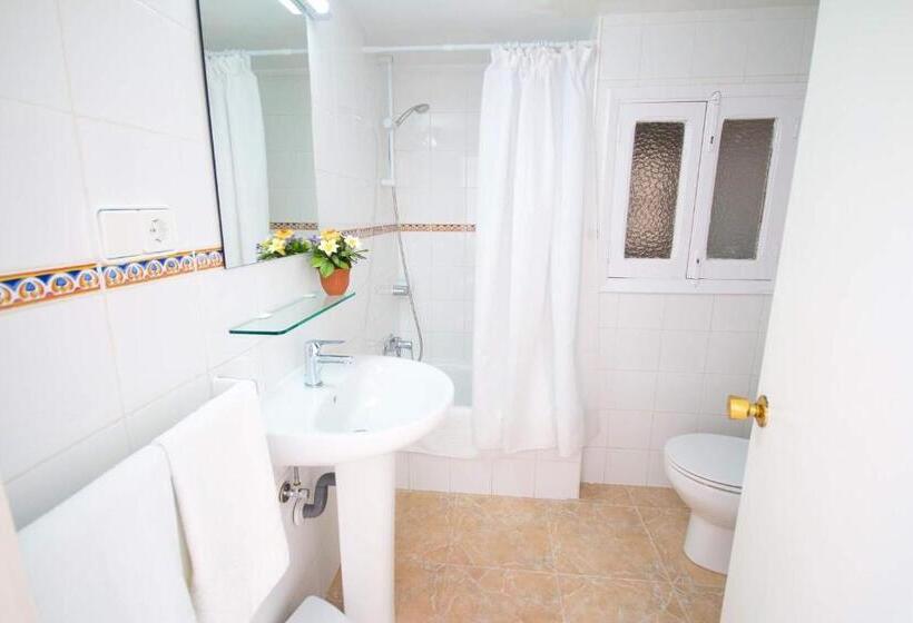 스탠다드 룸, Hostal Los Pinos